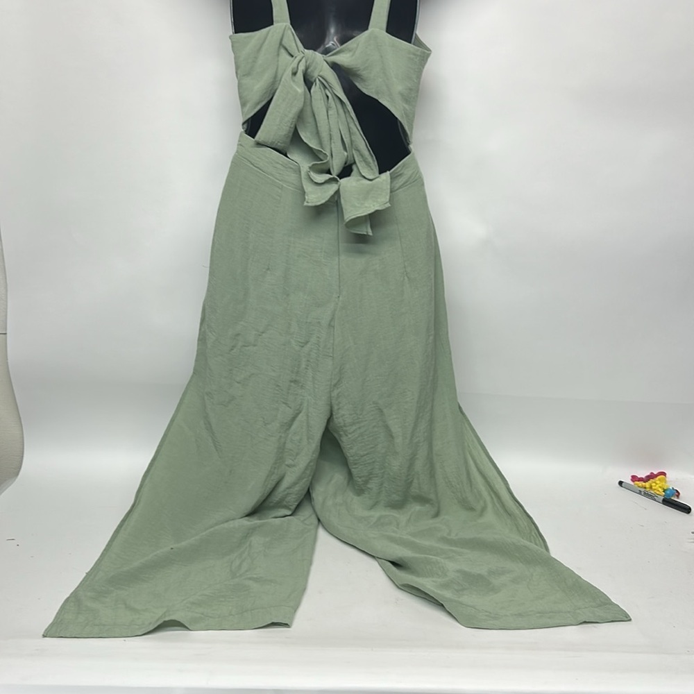 Essue Green Sleeveless Jumpsuit with Square Neck Size M - Picture 4 of 7
